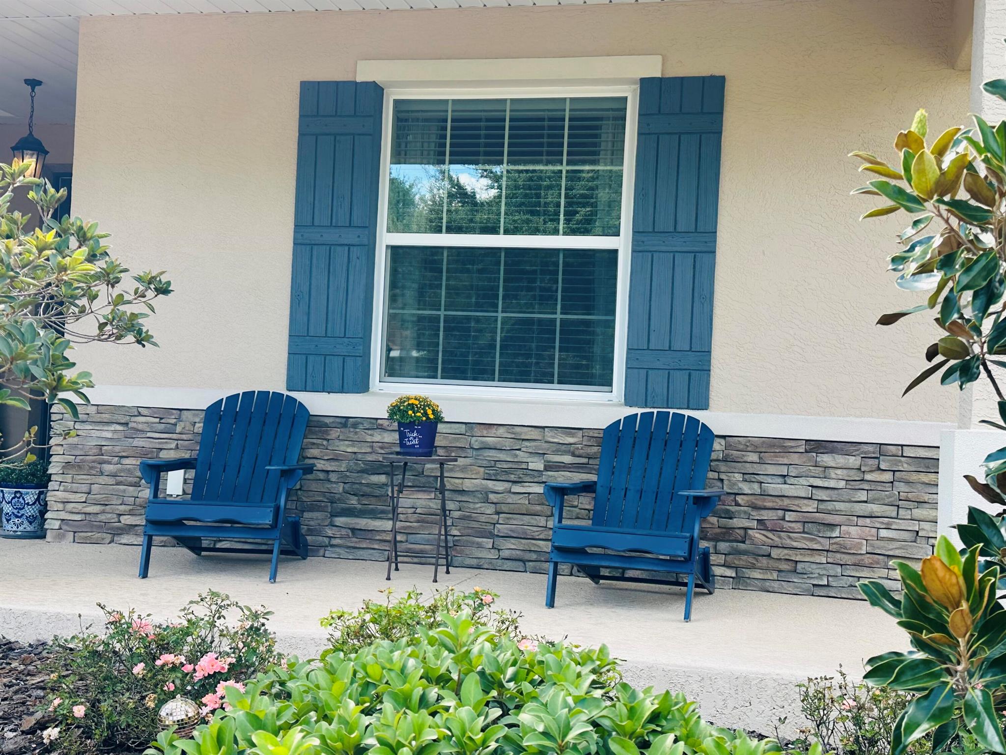 ON TOP OF THE WORLD PHASE - Residential