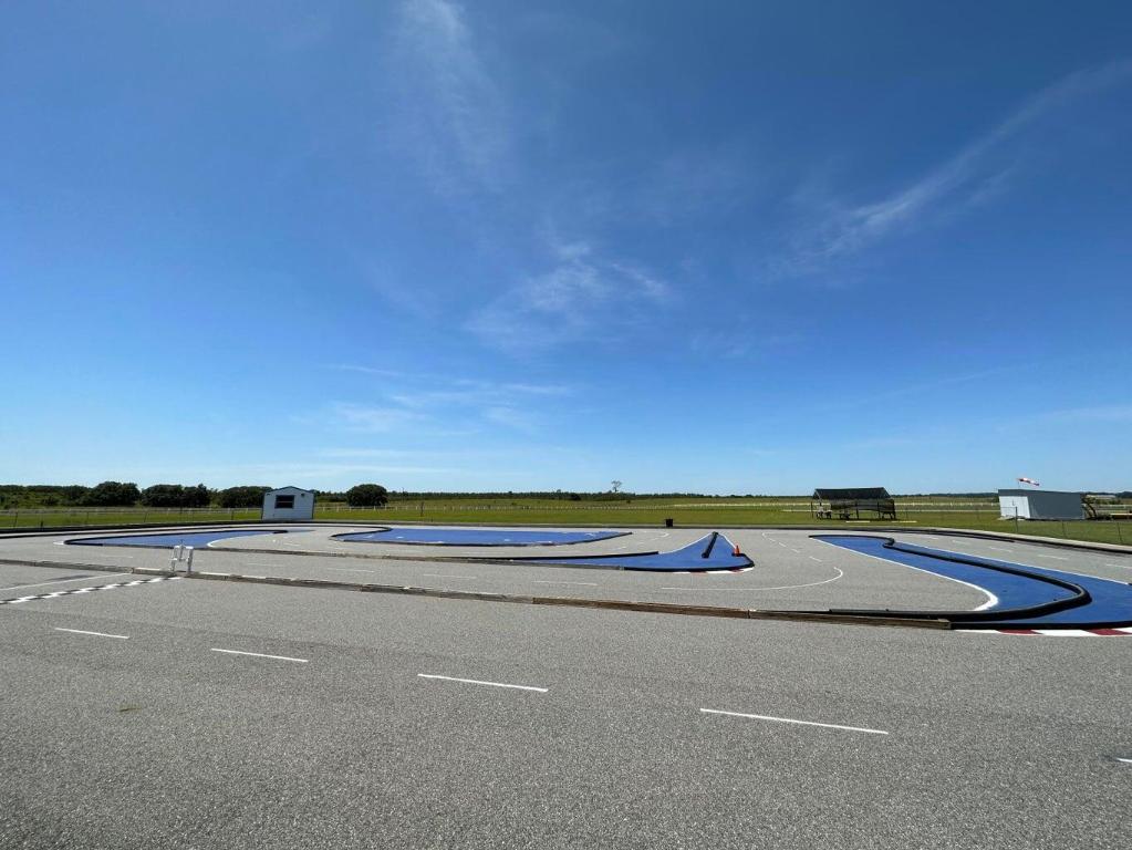 ON TOP OF THE WORLD PHASE 1-A SECTION 2-A, PROVIDE - Residential