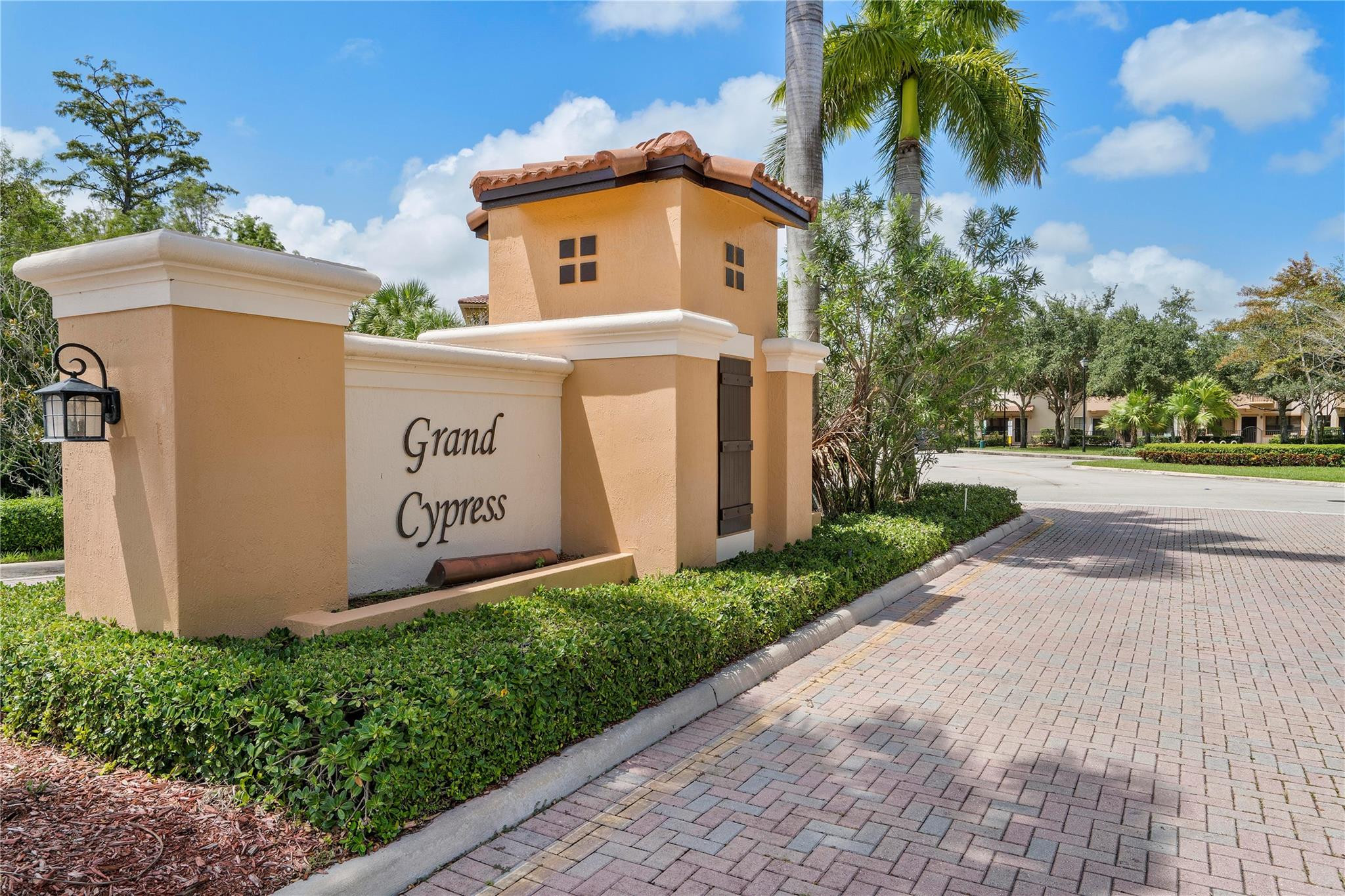 Grand Cypress - Residential