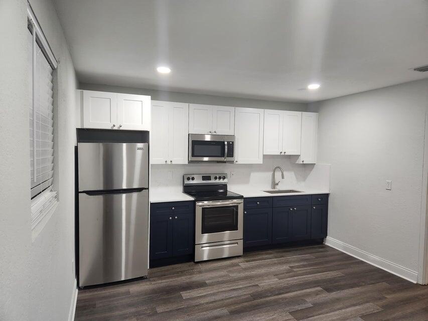 FERNWOOD - Residential Lease