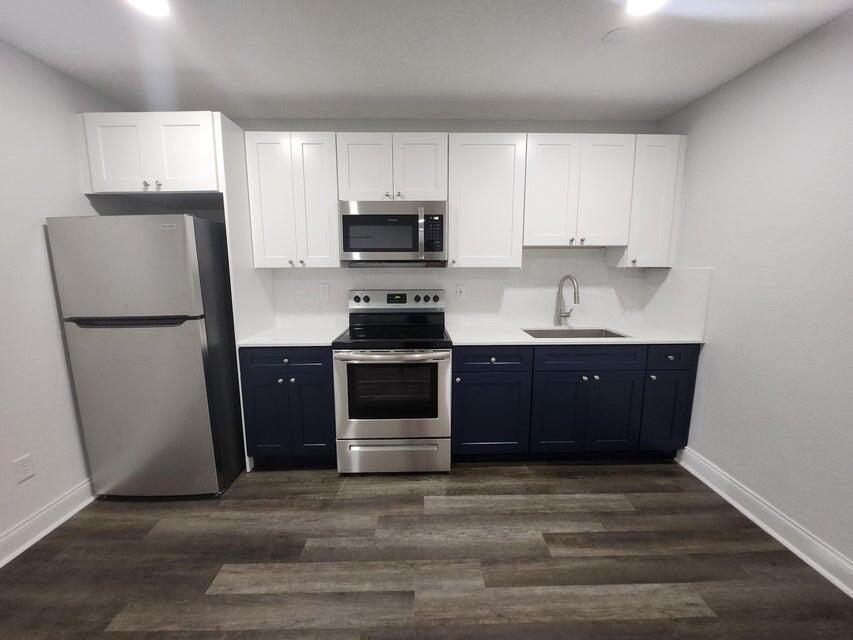 FERNWOOD - Residential Lease