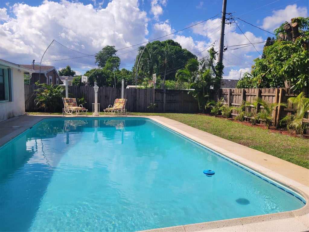 Photo of 6151 SW 2nd Street, Margate, FL 33068 (MLS # B26050781)
