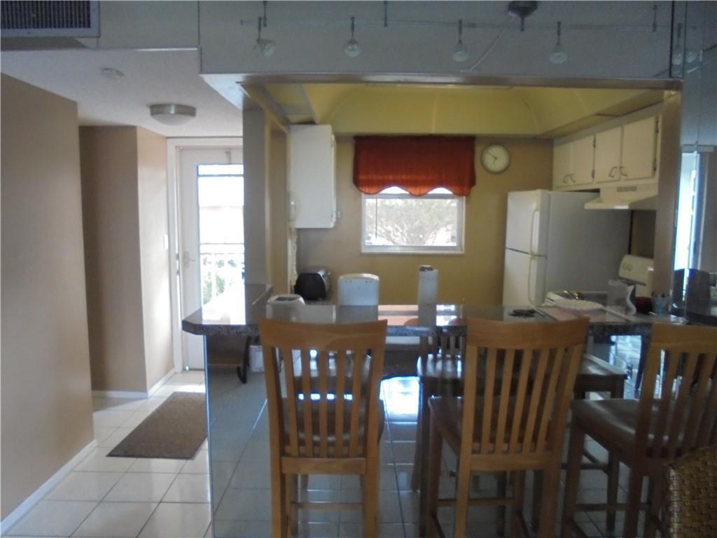 DELPHI TOWERS CONDO - Residential Lease