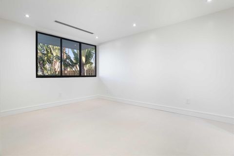 Tiny photo for 2791 NE 57th Court, Fort Lauderdale, FL 33308 (MLS # B26029110)