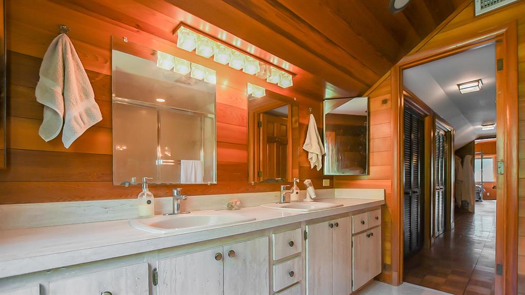 OAKWOOD ESTATES - Residential