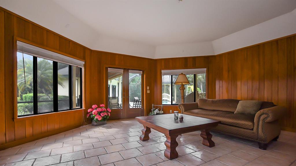 OAKWOOD ESTATES - Residential