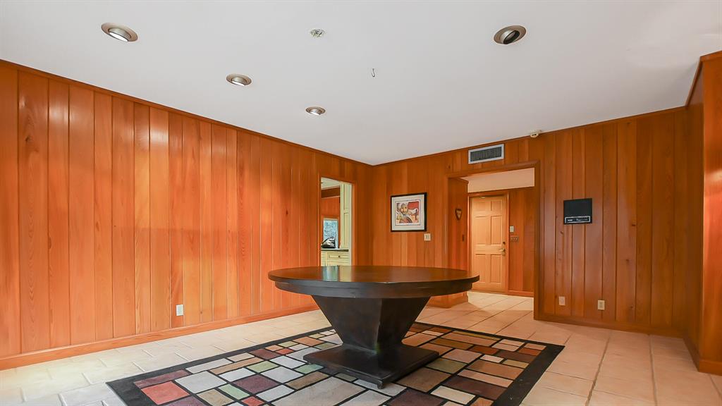 OAKWOOD ESTATES - Residential