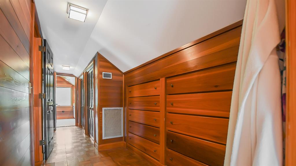 OAKWOOD ESTATES - Residential