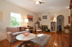 HILLSIDE PARK - Residential