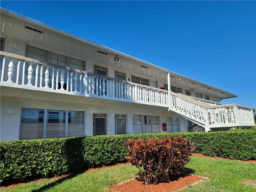 CHARMING EXTREMELY WELL MAINTAINED 1 BEDROOM, 1 BATH SECOND FLOOR CONDO. FULLY FURNISHED READY TO MOVE IN. HIGH END NEWER LEATHER RECLINER SOFA AND LOVE SEAT. BRIGHT UNIT WITH LOTS OF NATURAL LIGHT. PERFECT SUN EXPOSURE TO ENJOY A ROMANTIC DINNER ON YOUR PRIVATE SCREENED IN PATIO  OVERLOOKING A RELAXING TROPICAL GARDEN VIEW. EXTREMELY WELL MAINTAINED BUILDING. NEWER ROOF. NICE LANDSCAPING. GREAT LOCATION BUILDING STEPS TO POOLS AND TENNIS COURTS. ENJOY CENTURY VILLAGE 55+ 24/7 GATED COMMUNITY RESORT STYLE LIVING. OFFERS MANY ACTIVITIES & AMENITIES INCLUSING LOCAL BUS SERVICE. TENNIS COURTS, HEATED POOLS, CLUBHOUSE, EXERCISE ROOM, BILLARD ROOM, ART CLASSES & MUCH MORE. GREAT LOCATION MINUTES TO THE BEACH, RESTAURANTS & SHOPPING. WELCOME TO SOUTH FLORIDA LIVING!