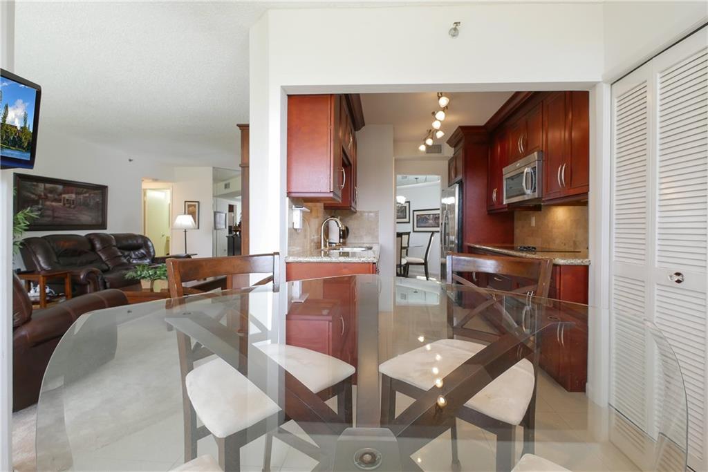 ENVIRON TOWERS - Residential