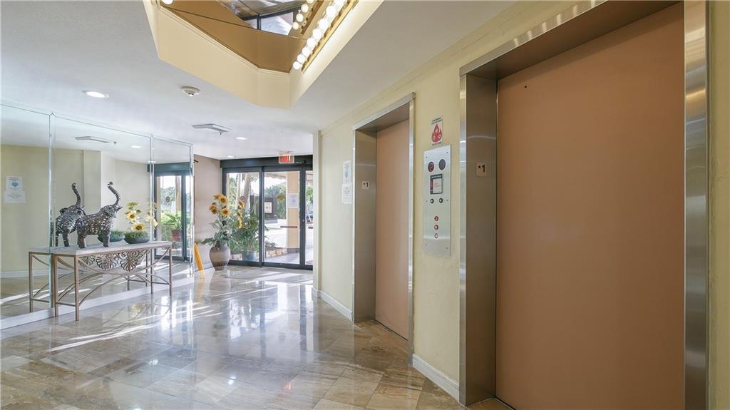 ENVIRON TOWERS - Residential