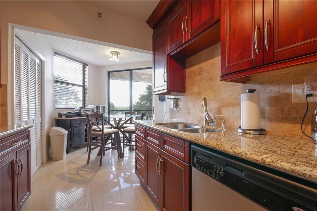 ENVIRON TOWERS - Residential