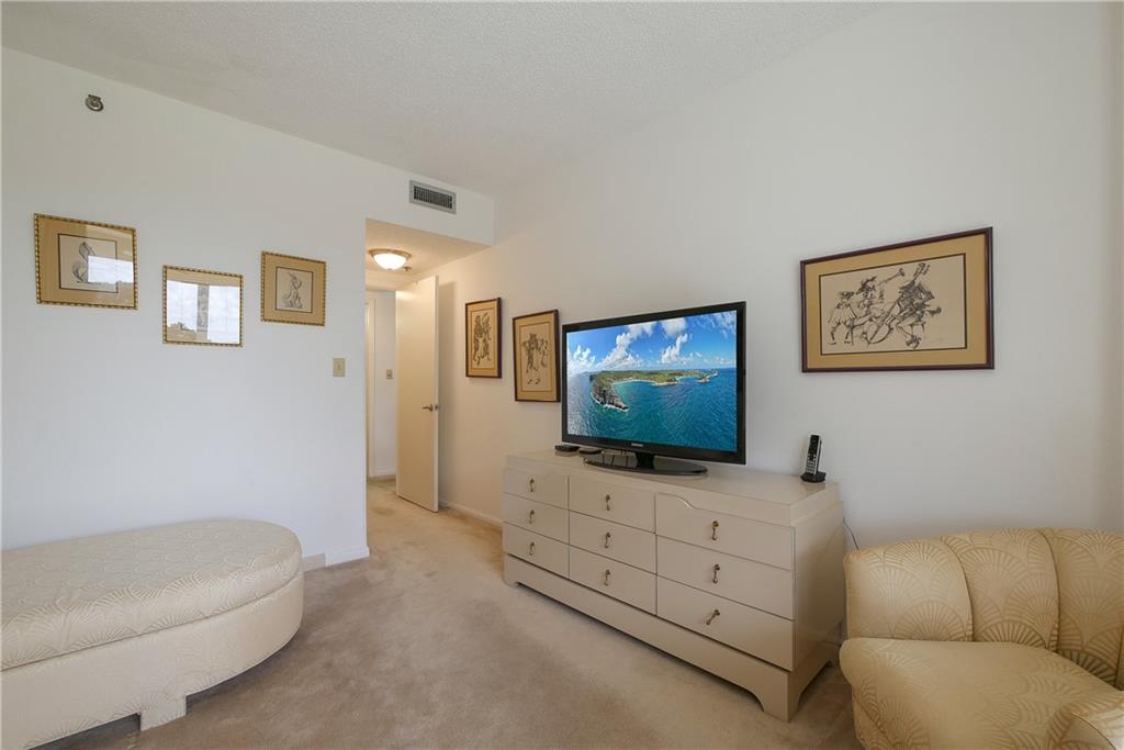 ENVIRON TOWERS - Residential