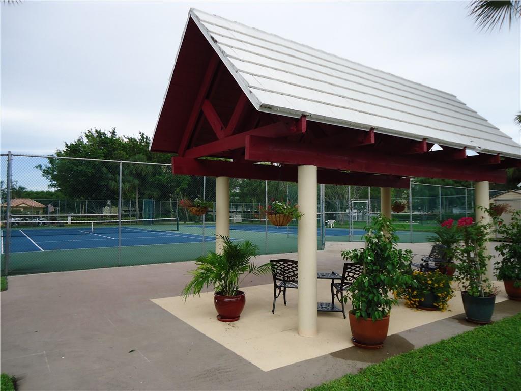 ENVIRON TOWERS - Residential