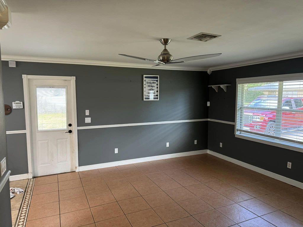 Photo of 2711 S 27th Street, Fort Pierce, FL 34981 (MLS # R10985728)