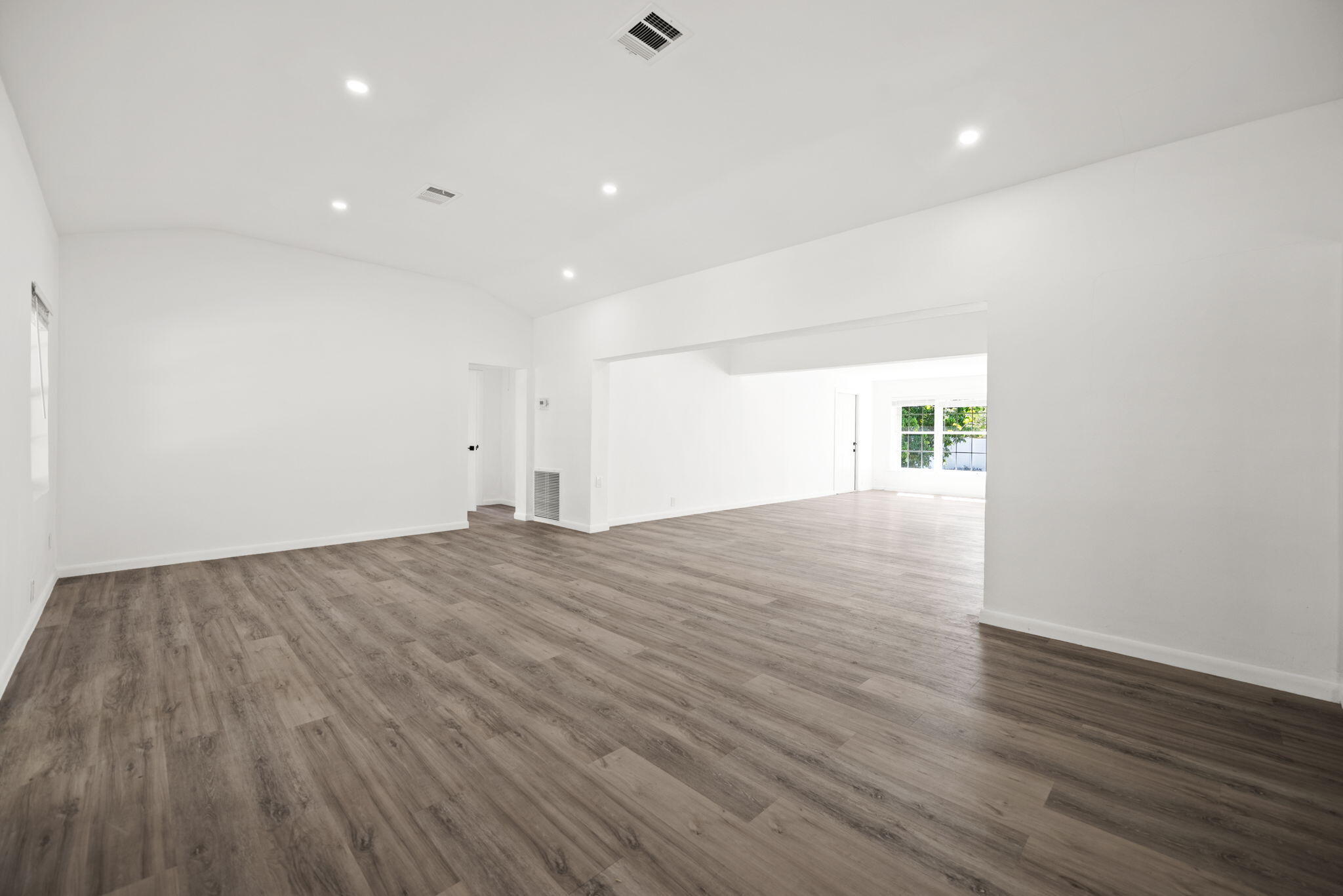 HOLLYWOOD - Residential Lease