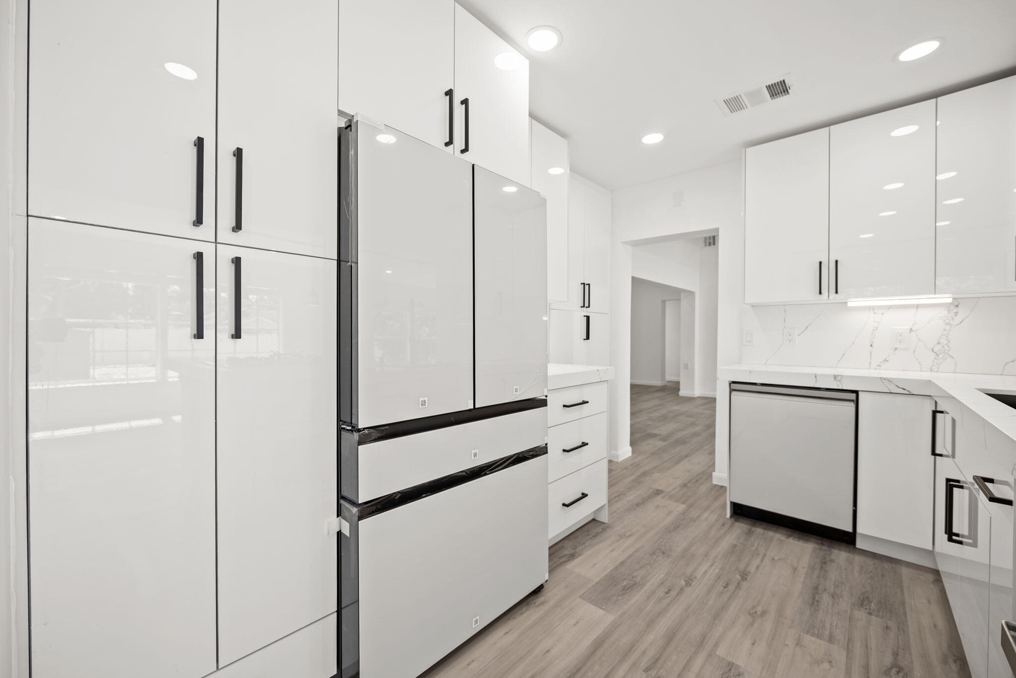 HOLLYWOOD - Residential Lease