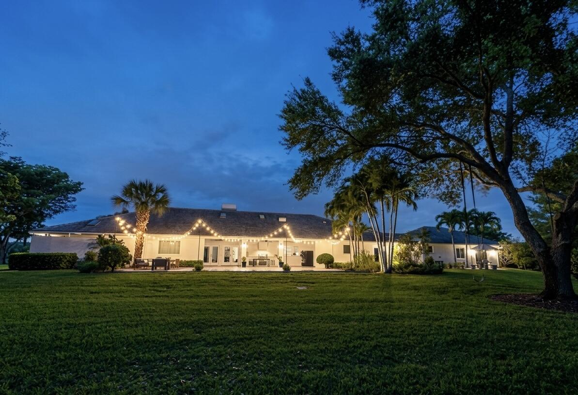 BANYAN ESTATES - Residential