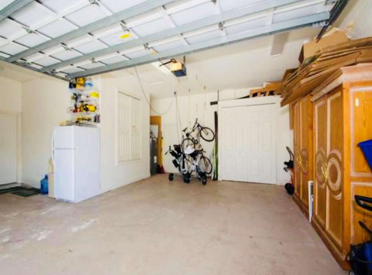 POD 25 AT THE RESERVE - Residential Lease