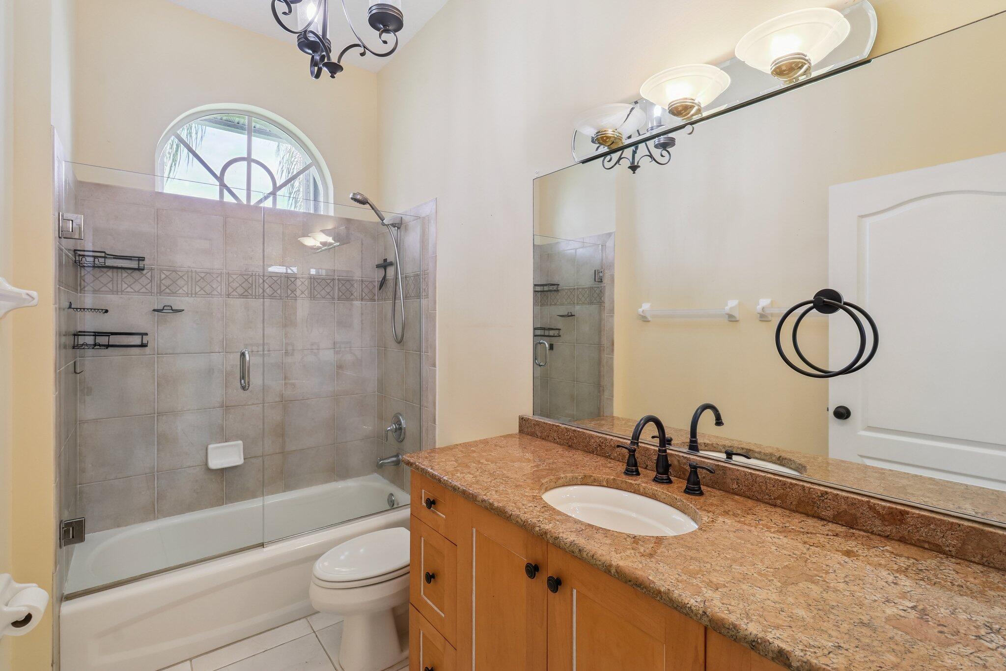 COUNTRY CLUB ESTATES PARC - Residential