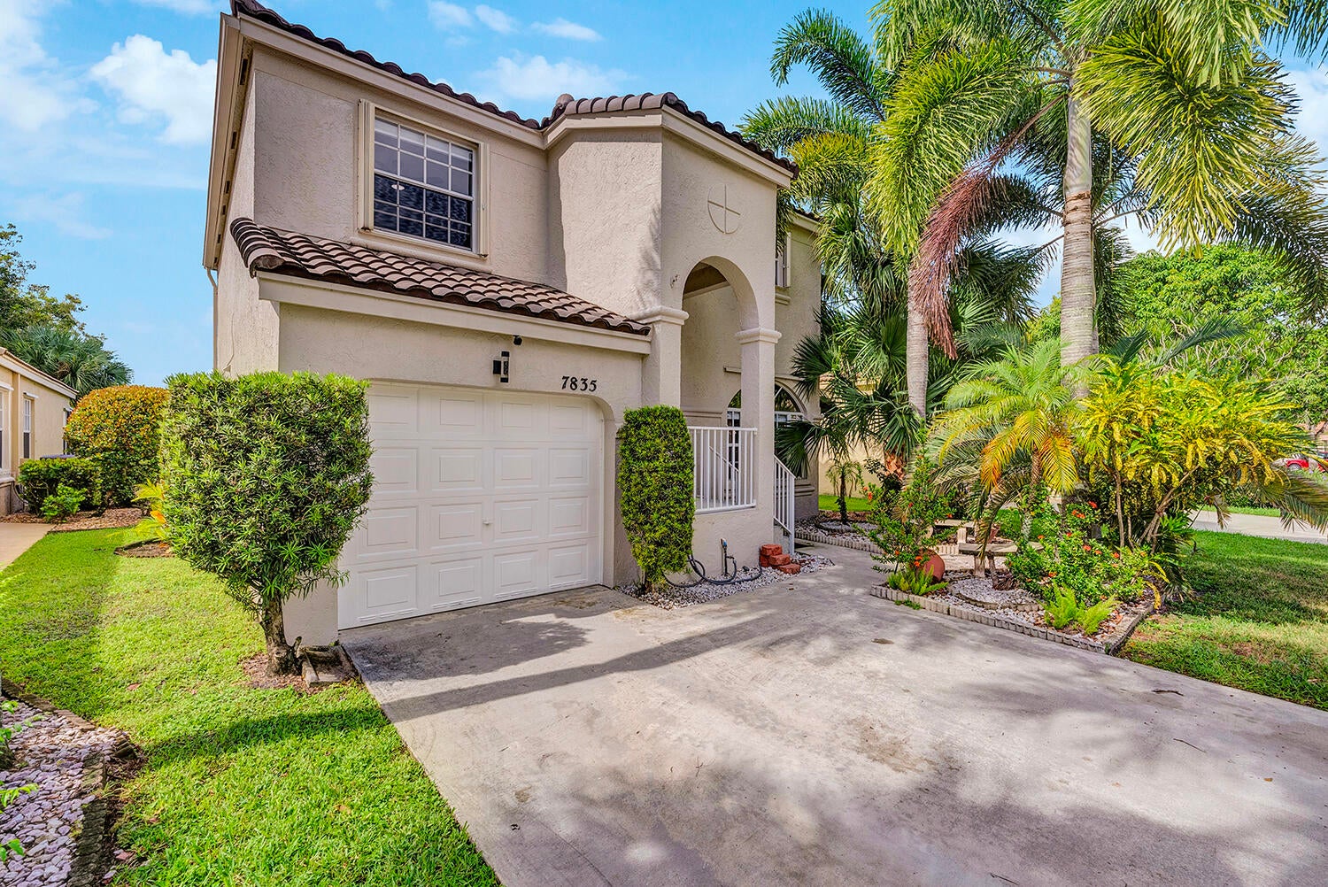 7835 Rockport Circle