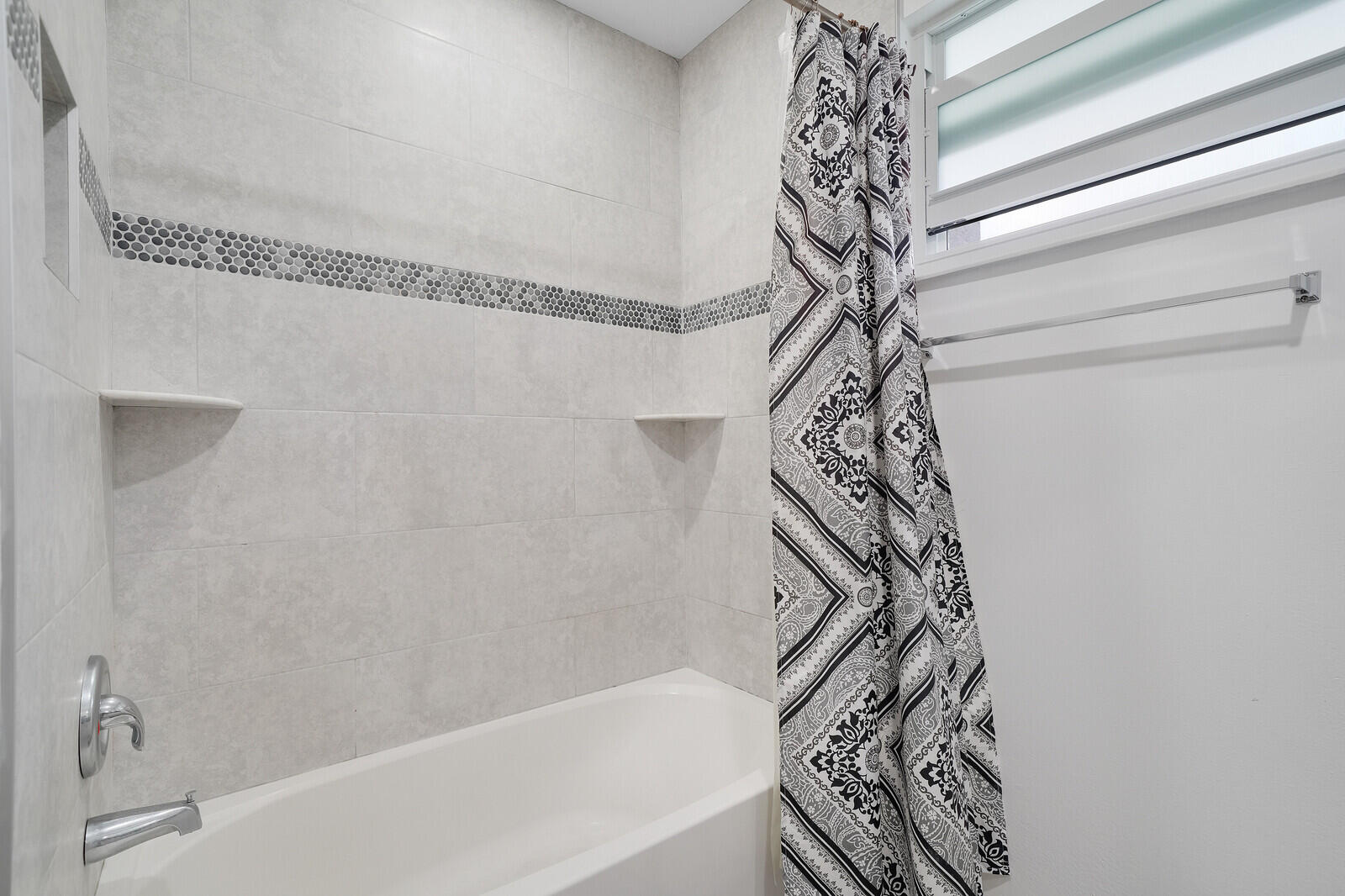 WOODLAKE SHORES - Residential