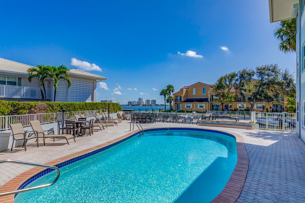 Photo of 120 Lehane Terrace #214, North Palm Beach, FL 33408 (MLS # R10946540)