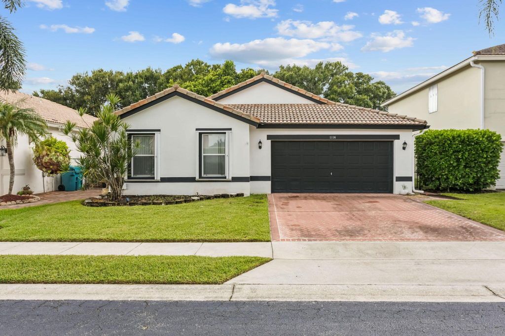 Photo of 1114 Rialto Drive, Boynton Beach, FL 33436 (MLS # R11024489)