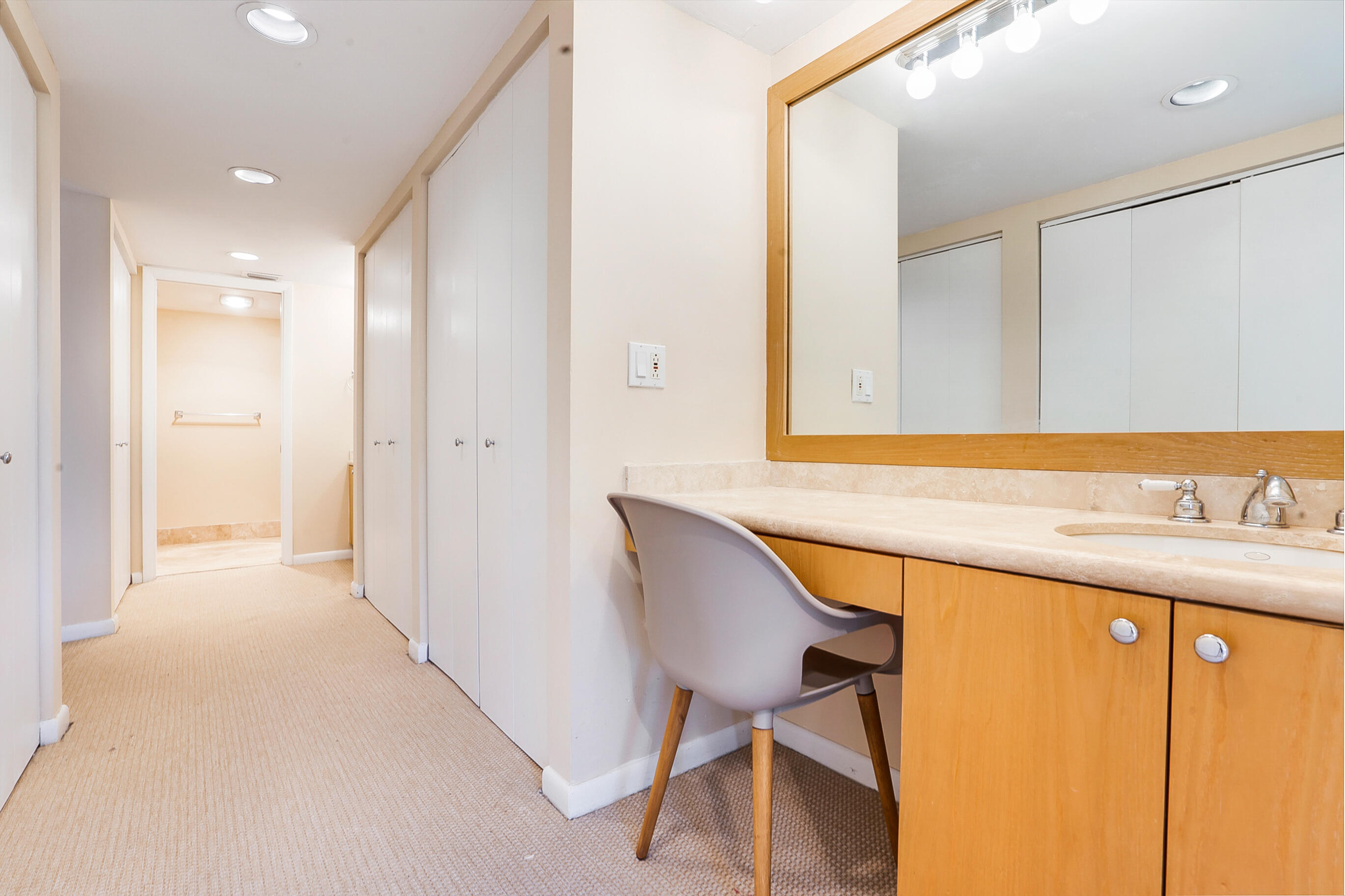 PARLIAMENT GOLF VILLAS CONDO - Residential