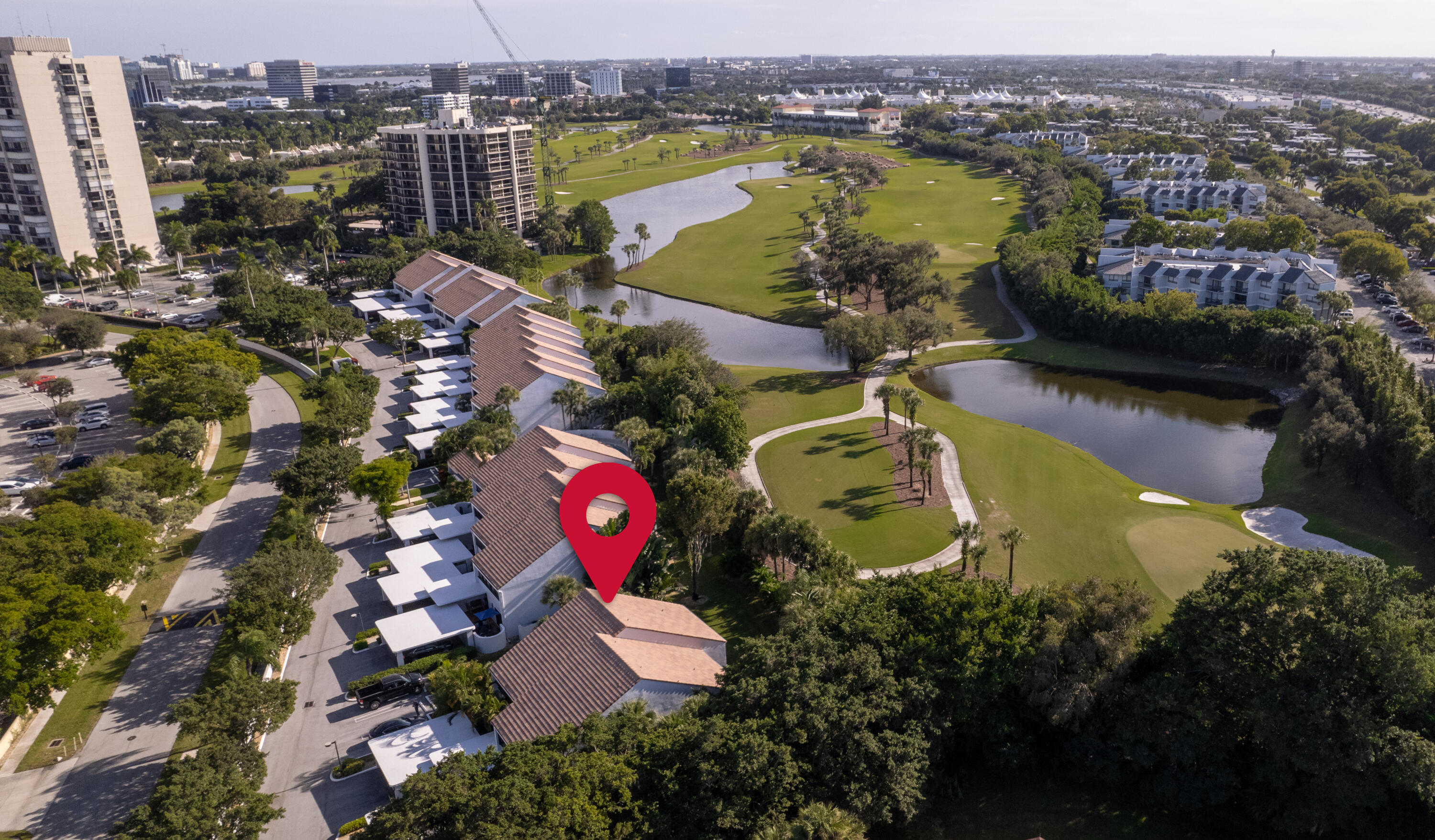 PARLIAMENT GOLF VILLAS CONDO - Residential