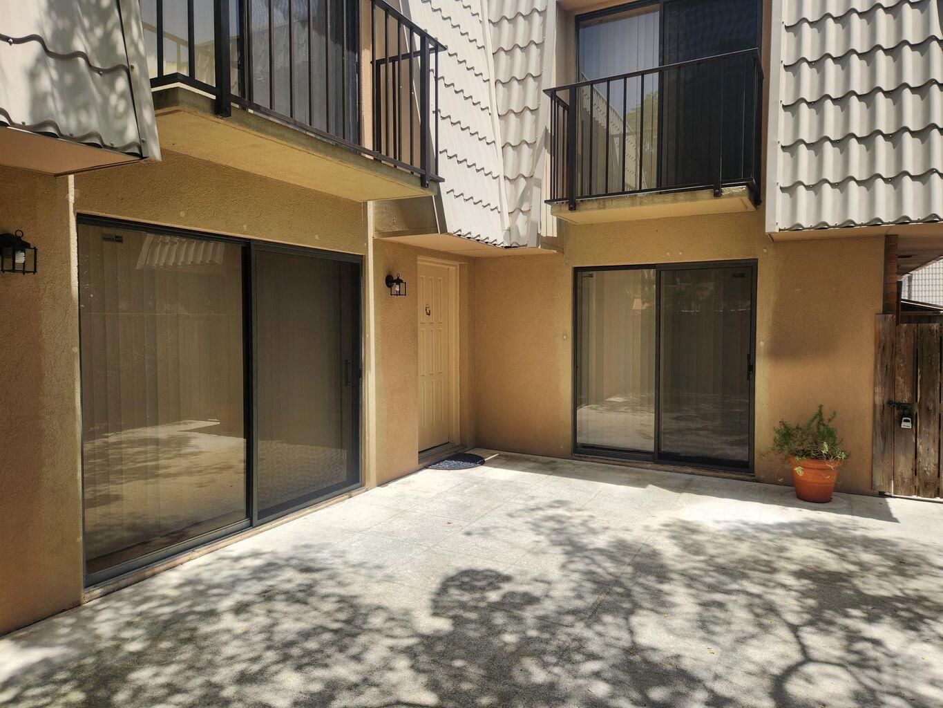 5609 56th Way