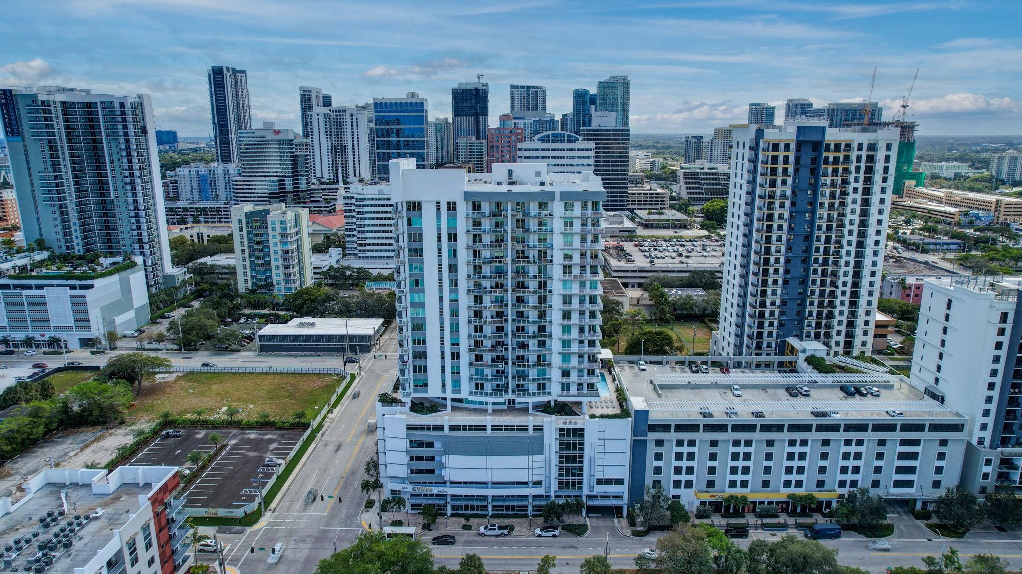 Strada 315 Condo - Residential Lease