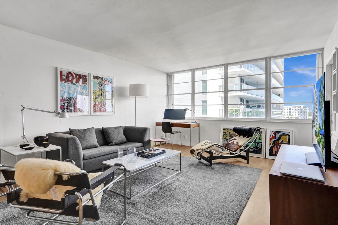 East Point Towers - Residential