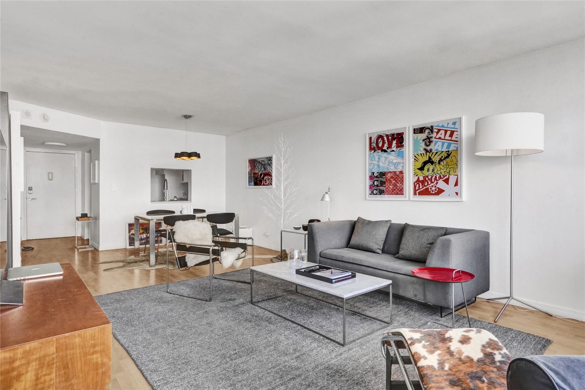 East Point Towers - Residential