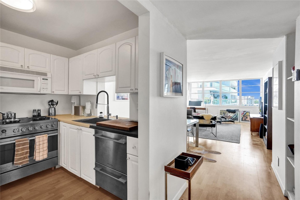 East Point Towers - Residential