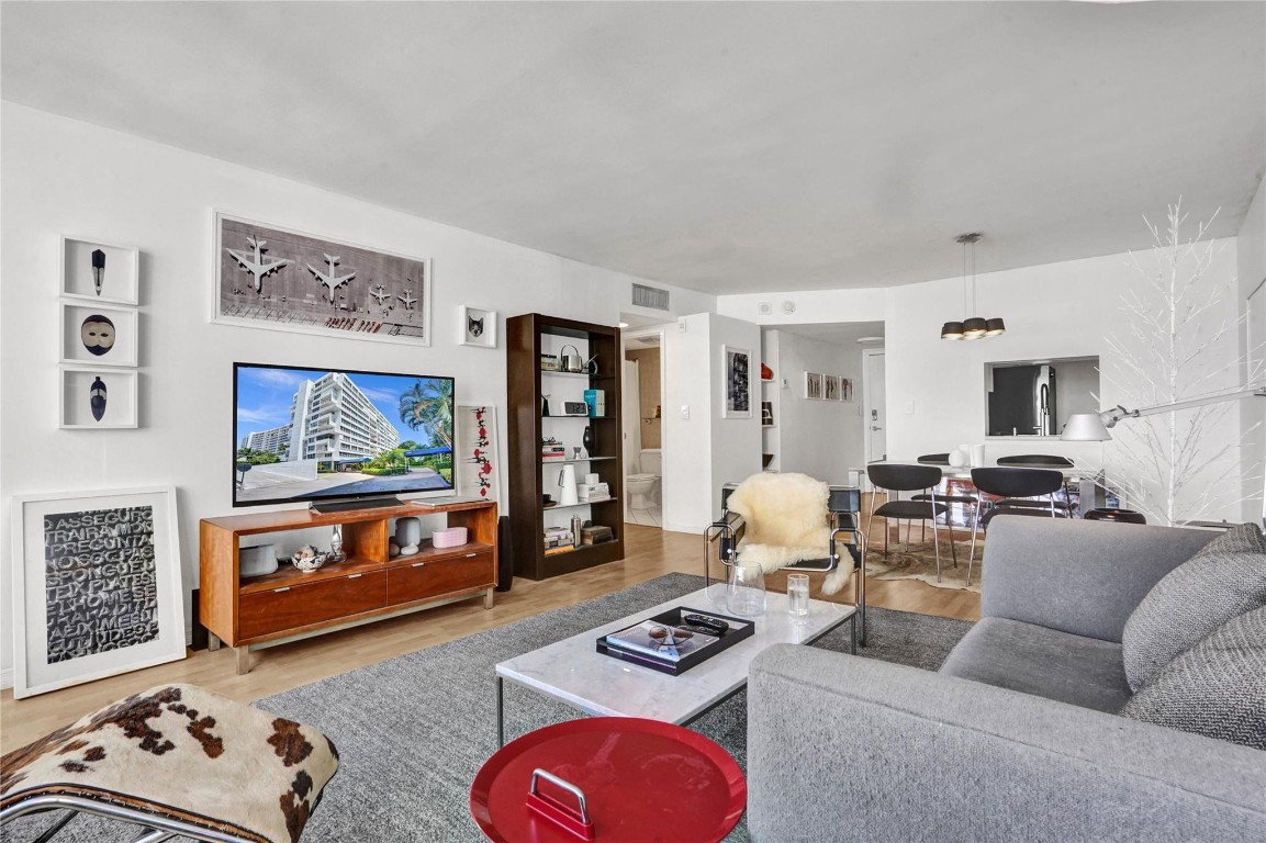 East Point Towers - Residential