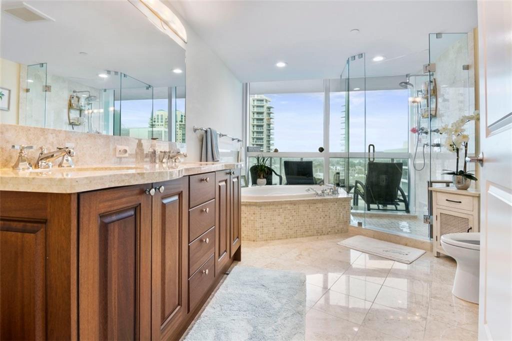 Coconut Grove Residences - Residential