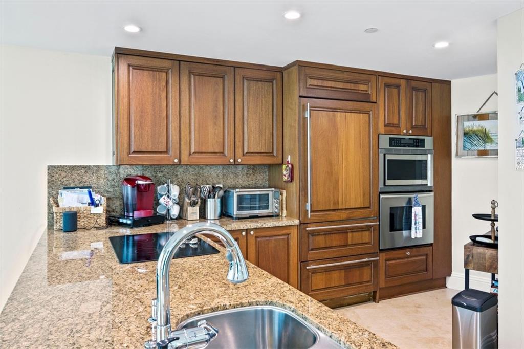 Coconut Grove Residences - Residential