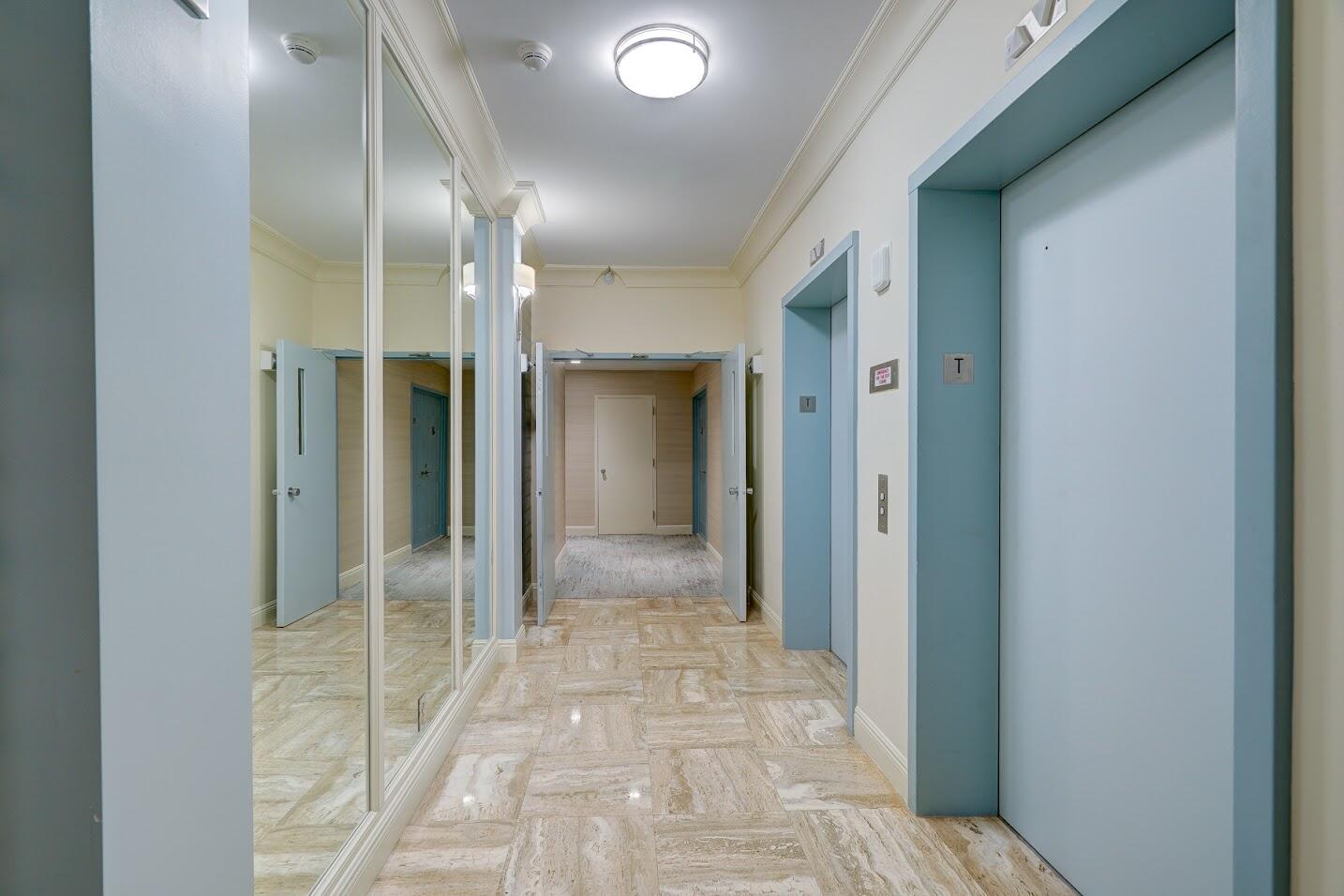 OLD PORT COVE TOWER WEST COND DECL FILED 5-7-
80 - Residential