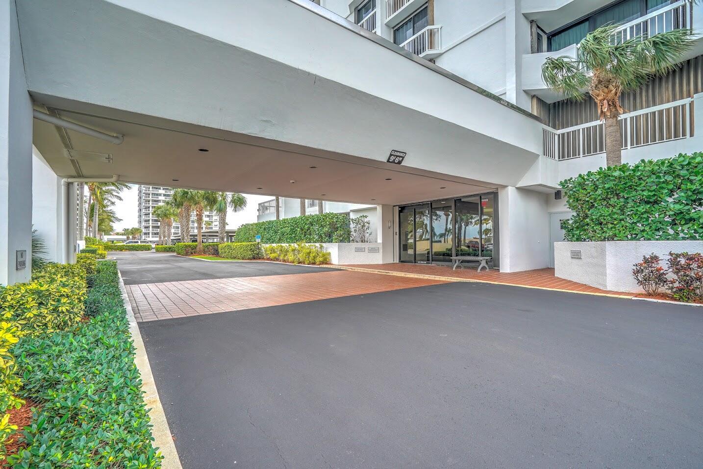 123 Lakeshore Drive T-43 2243