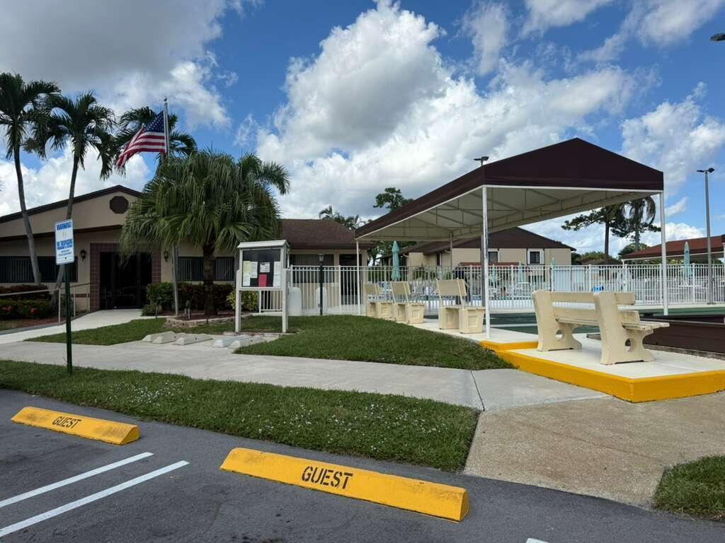 PINE RIDGE SOUTH II CONDO - Residential