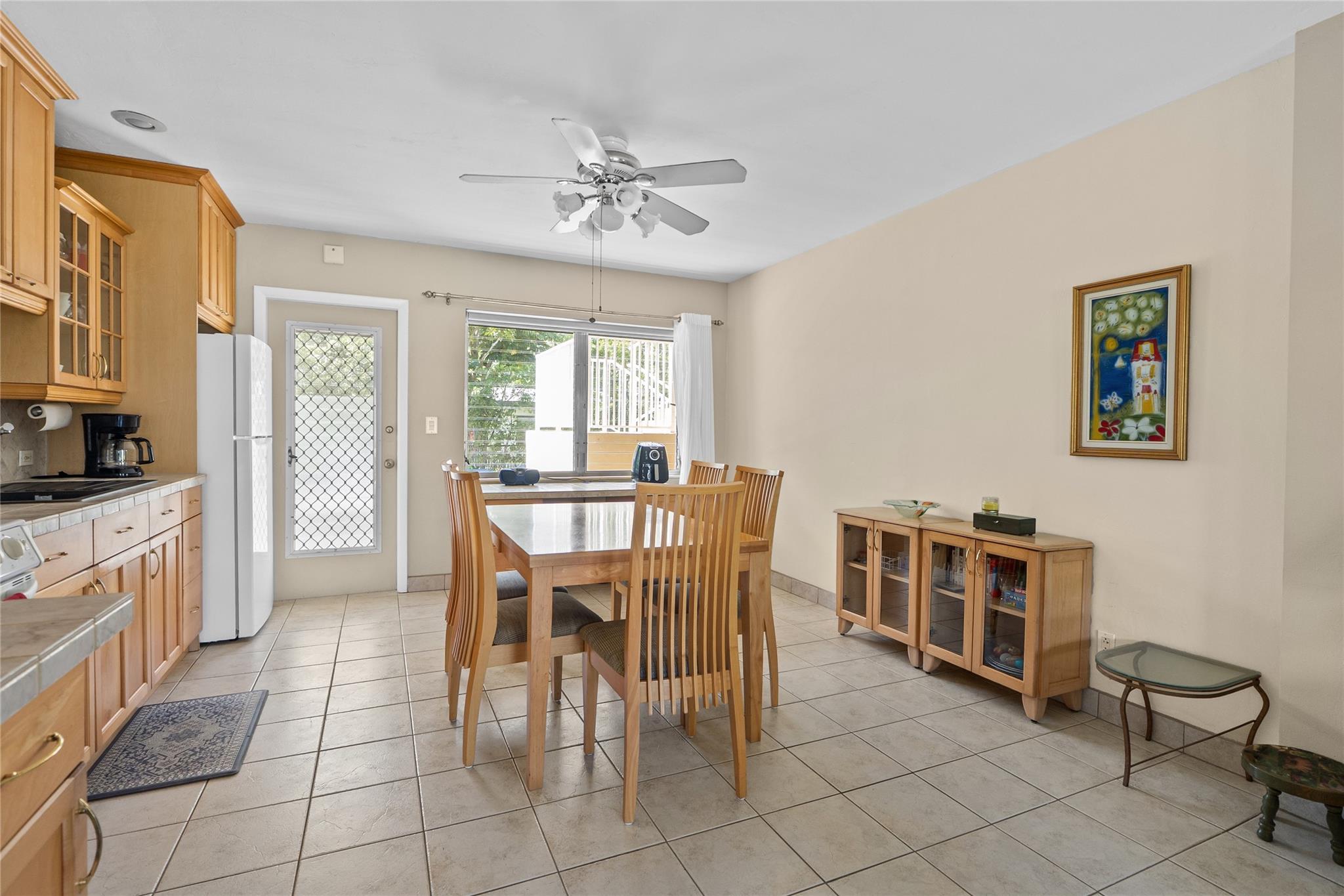 Sunshine Villa - Residential