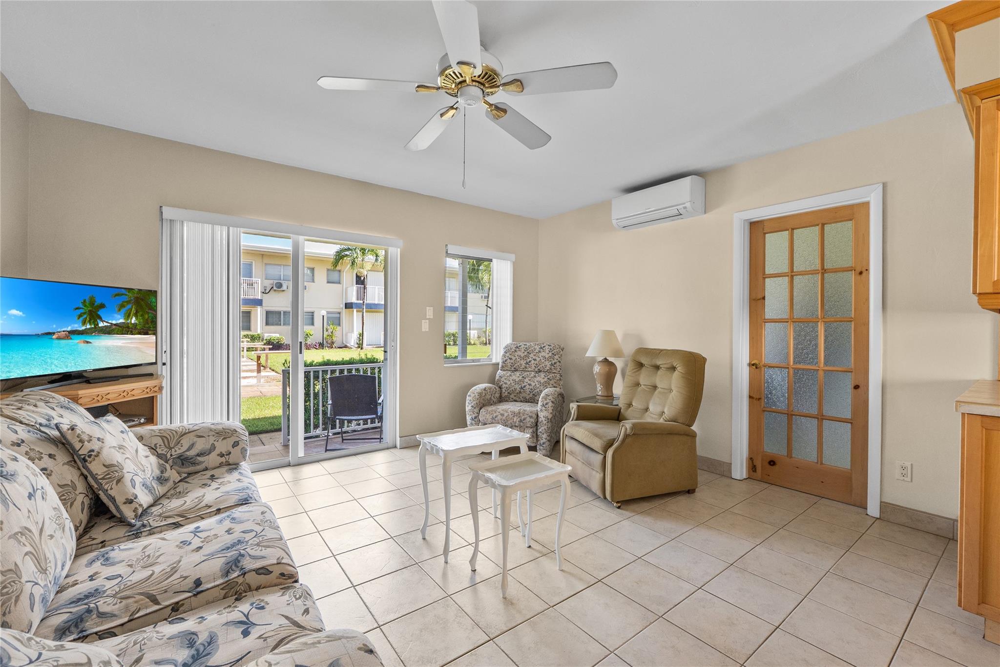 Sunshine Villa - Residential