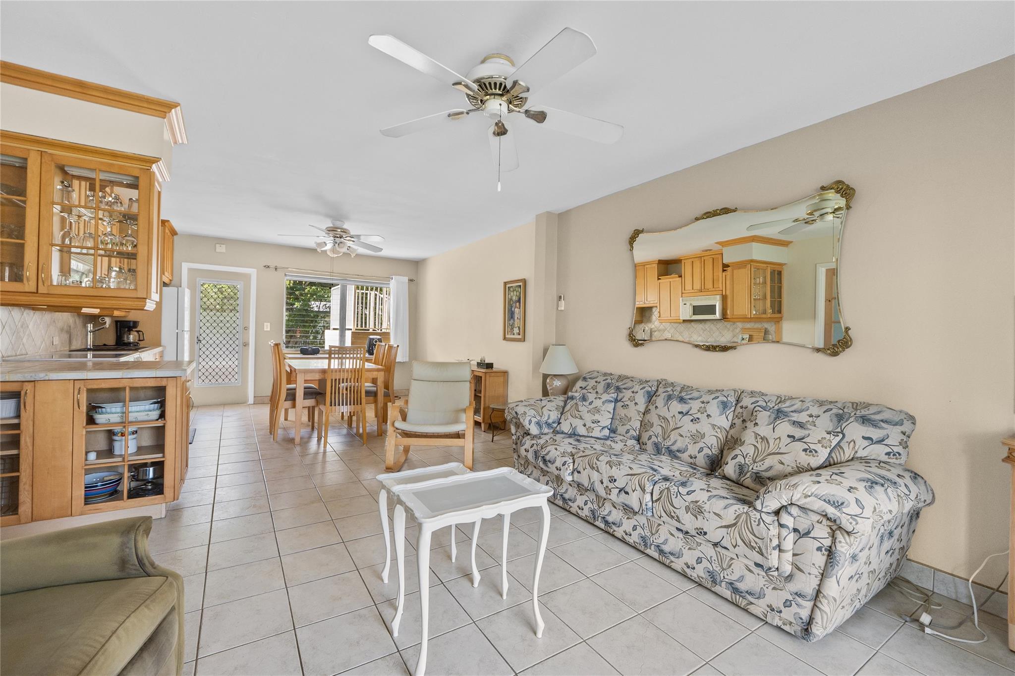 Sunshine Villa - Residential