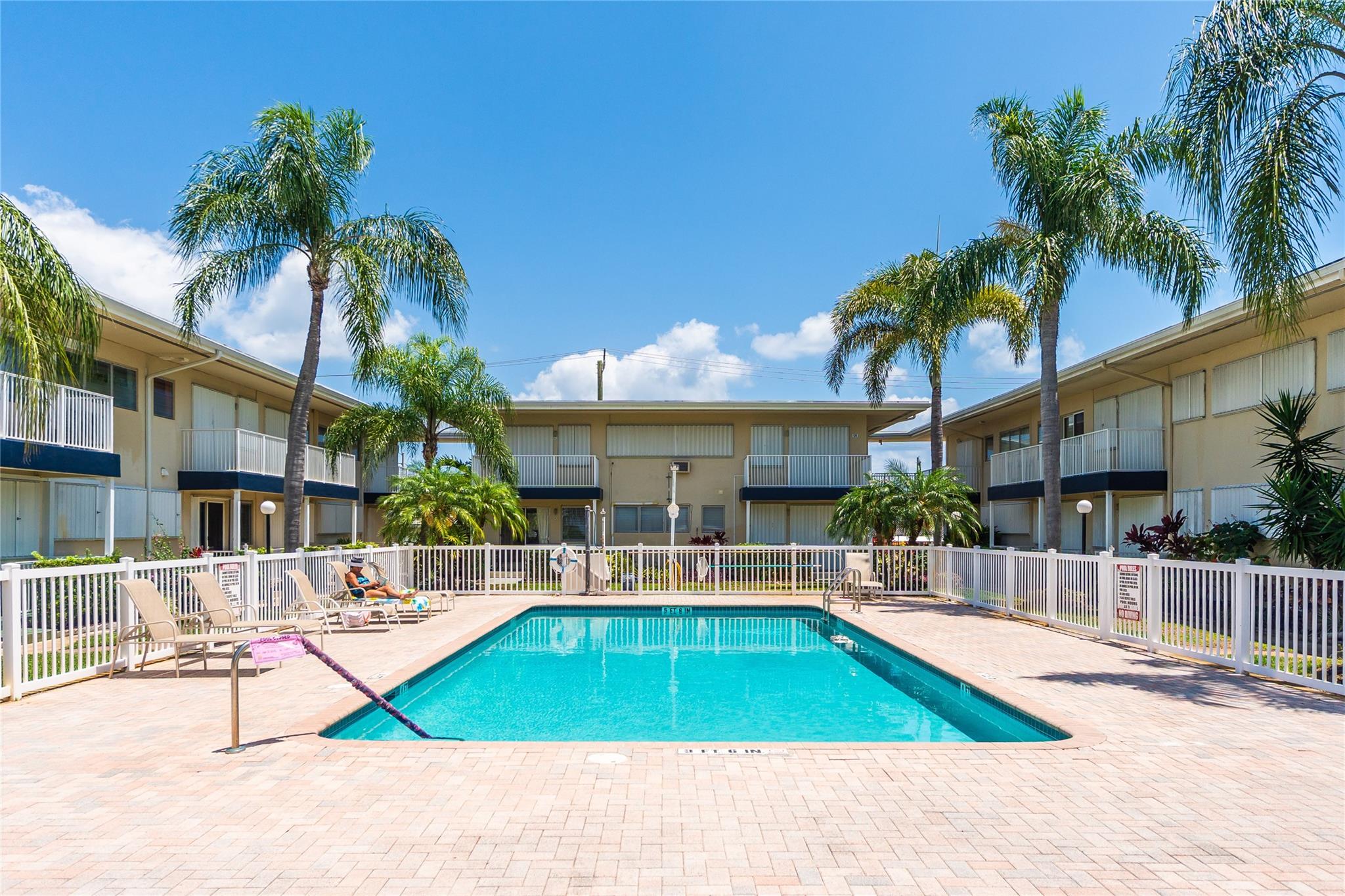 Sunshine Villa - Residential