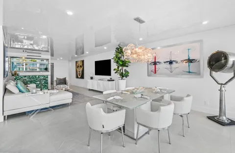 2784 S Ocean Boulevard Unit 105s, Palm Beach, FL MLS: R11076816
