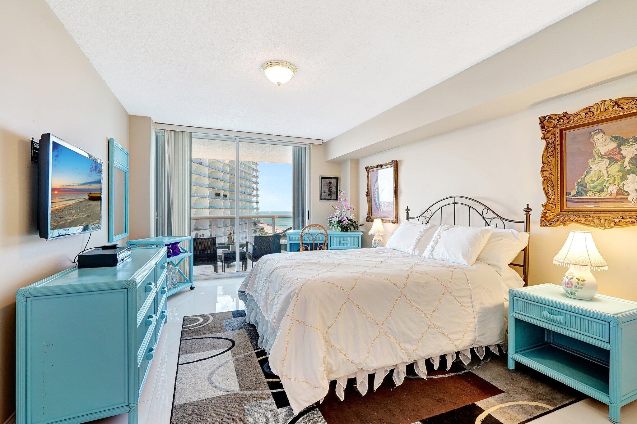 SANDS POINTE OCEAN BEACH - Residential