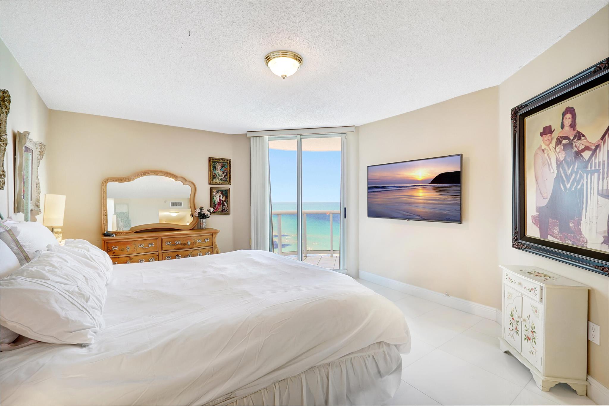 SANDS POINTE OCEAN BEACH - Residential