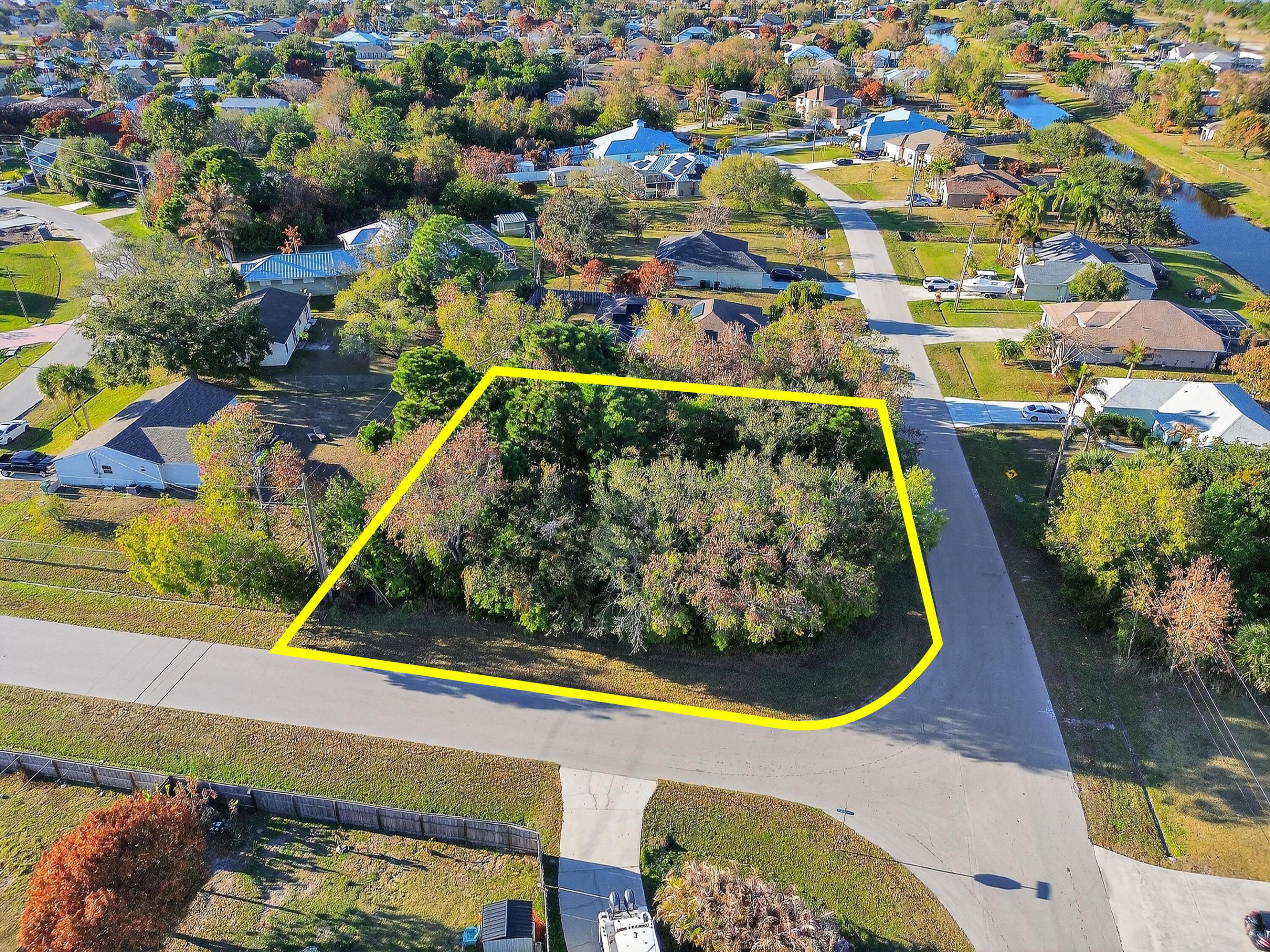 Port St Lucie-Section 40 - Land